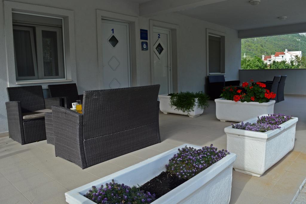 Villa Bubalo Омиш Экстерьер фото