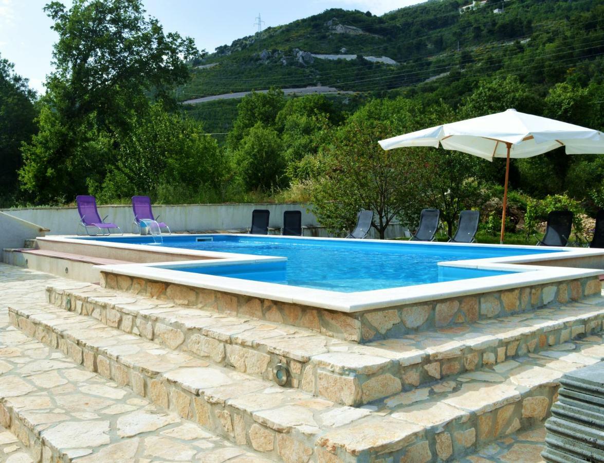 Villa Bubalo Омиш Экстерьер фото